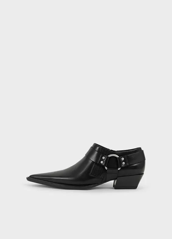 Cassie Boot in Black