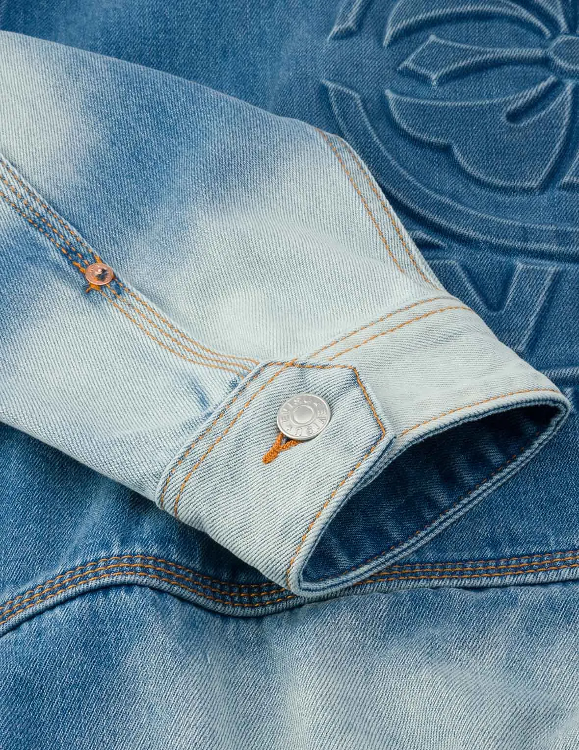 Emboss Kamon Relax Fit Worker Denim Jacket