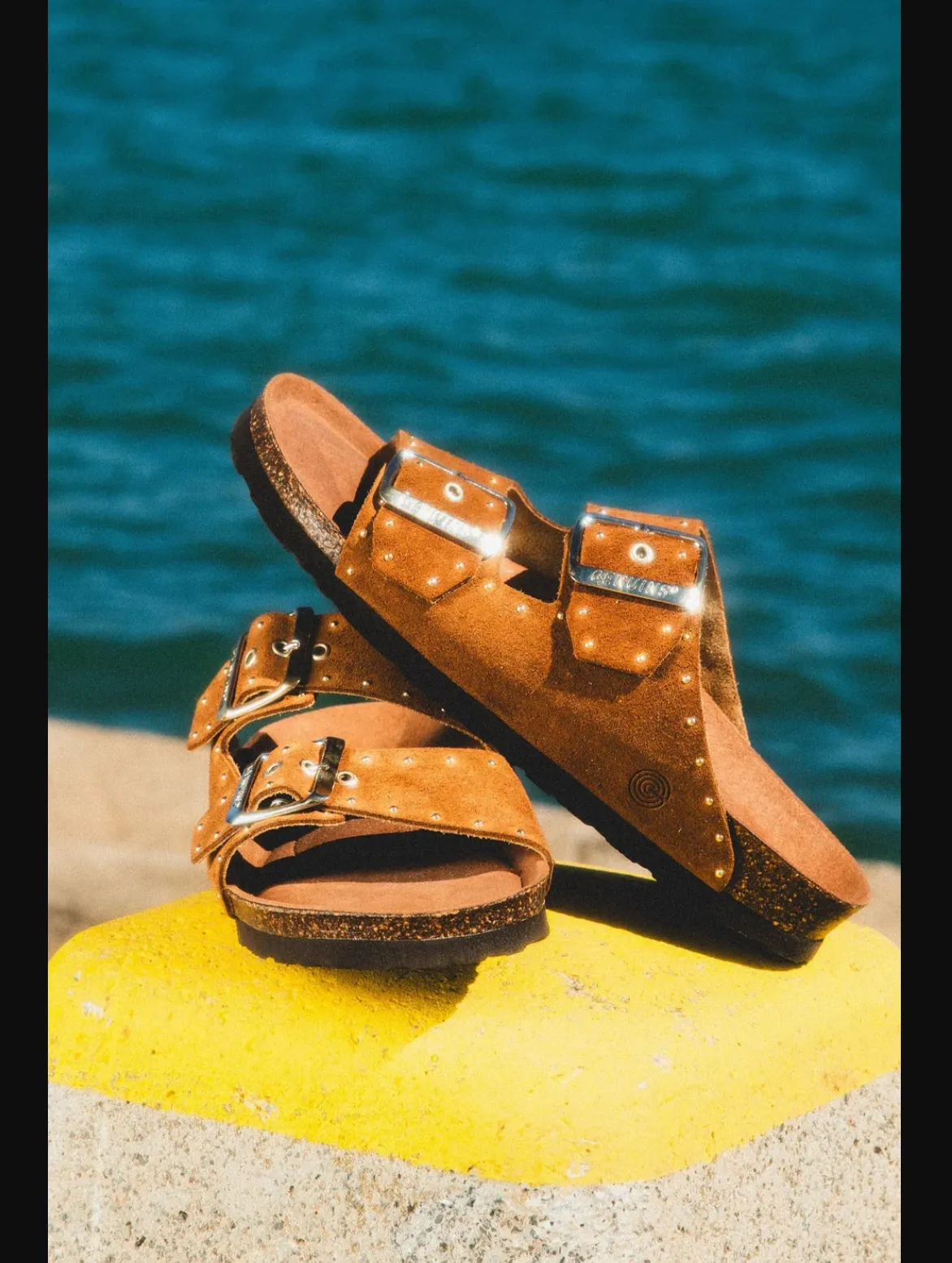 Genuins Honolulu Stud Sandals - Mandorla