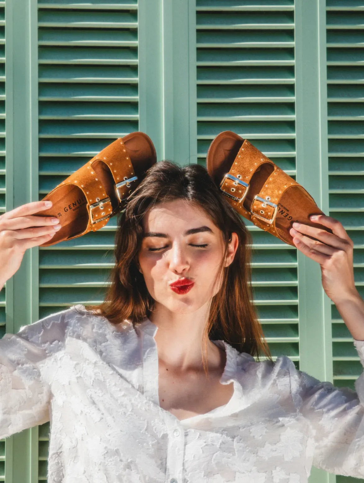 Genuins Honolulu Stud Sandals - Mandorla