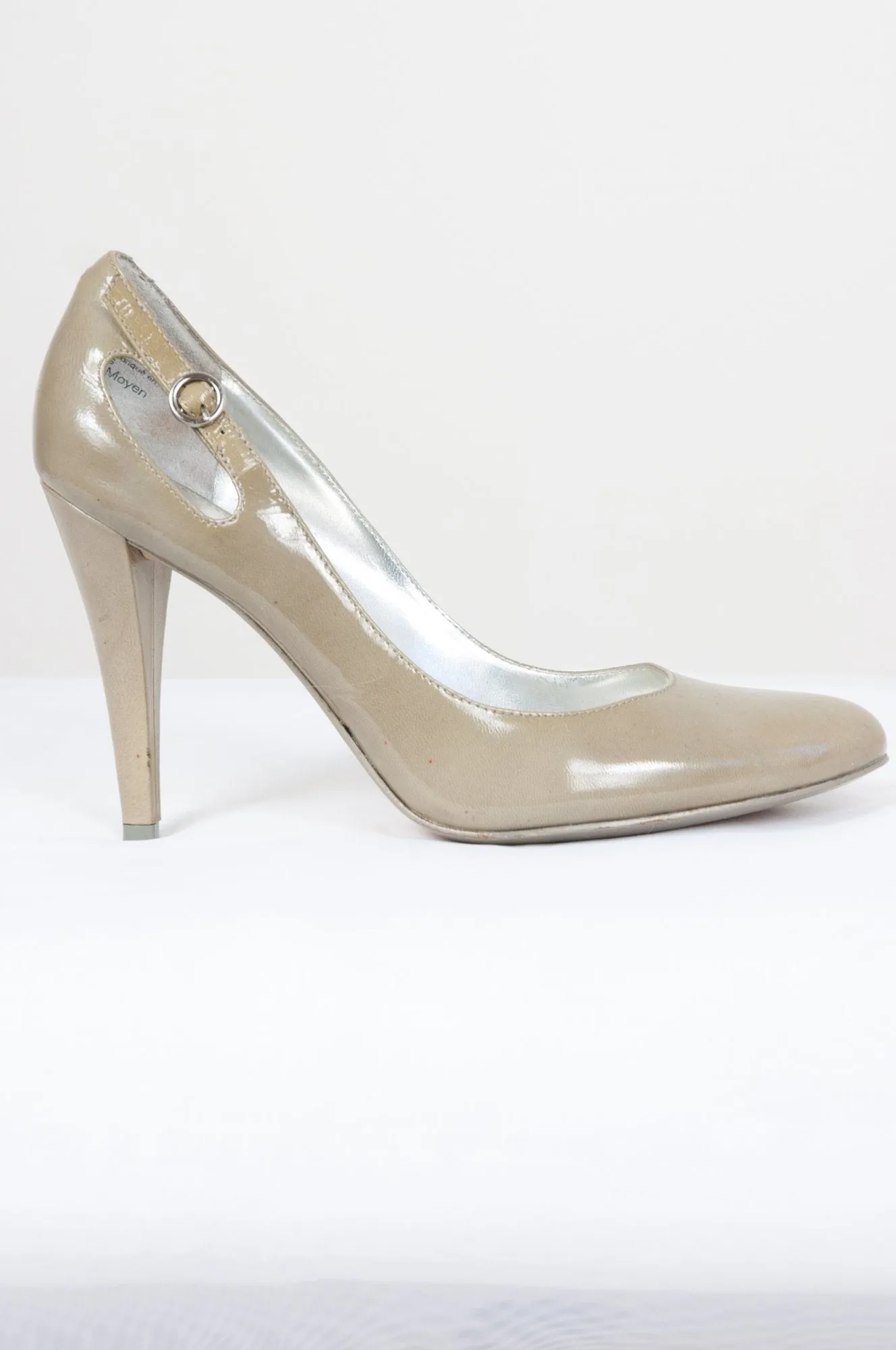 High heel patent leather khaki shoes