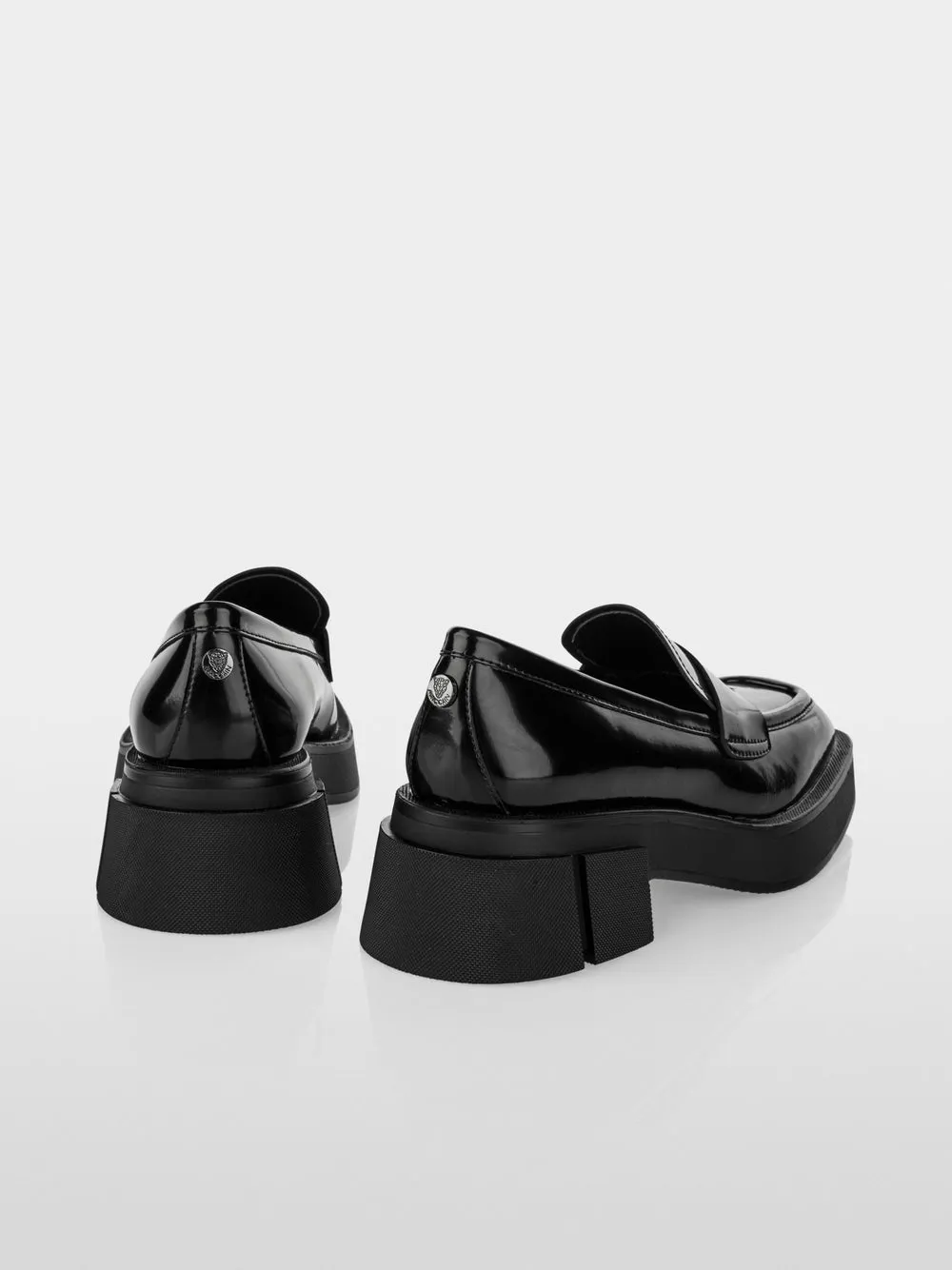 Marc Cain Black Low shoes in brush-off leather