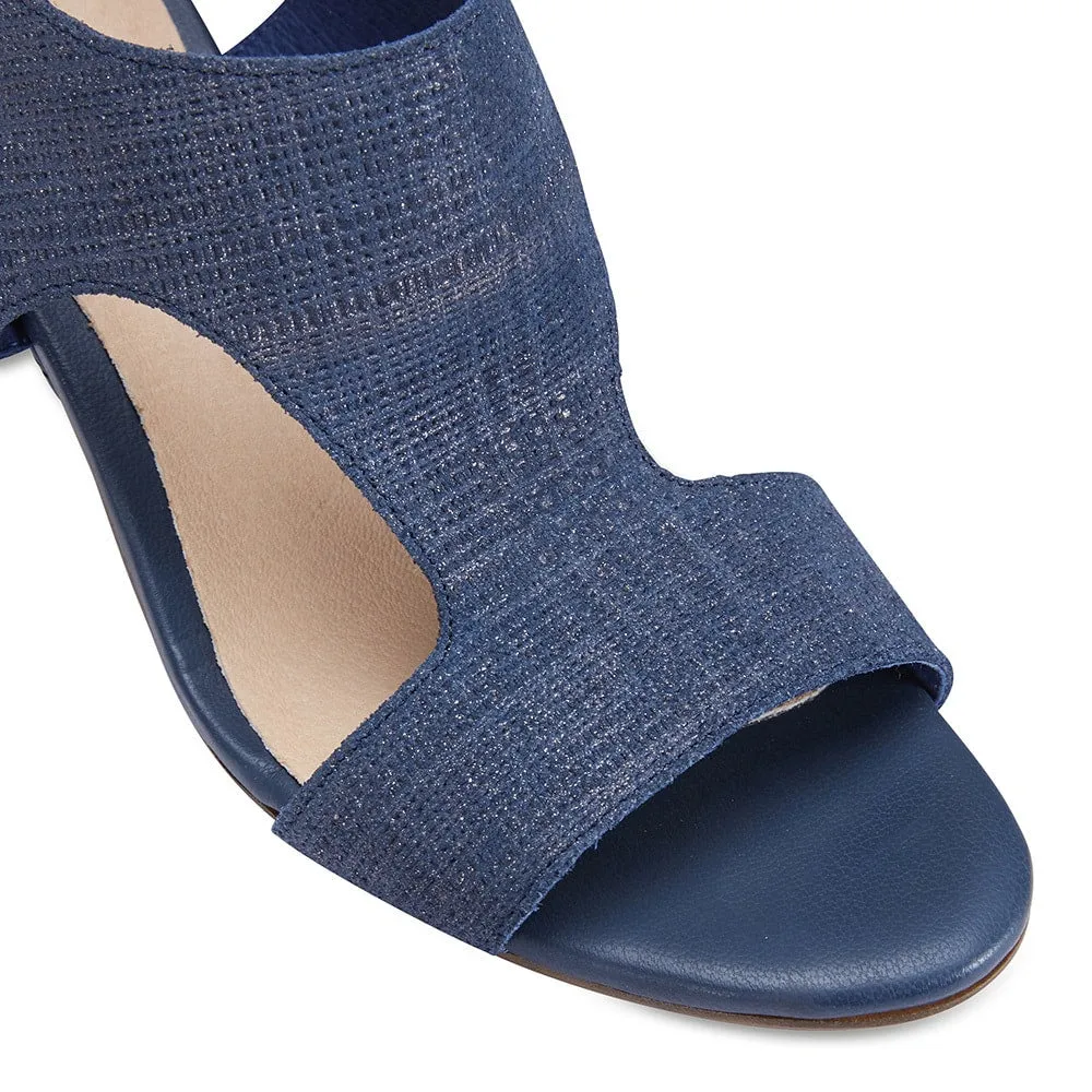 Margo Heel in Navy Nubuck