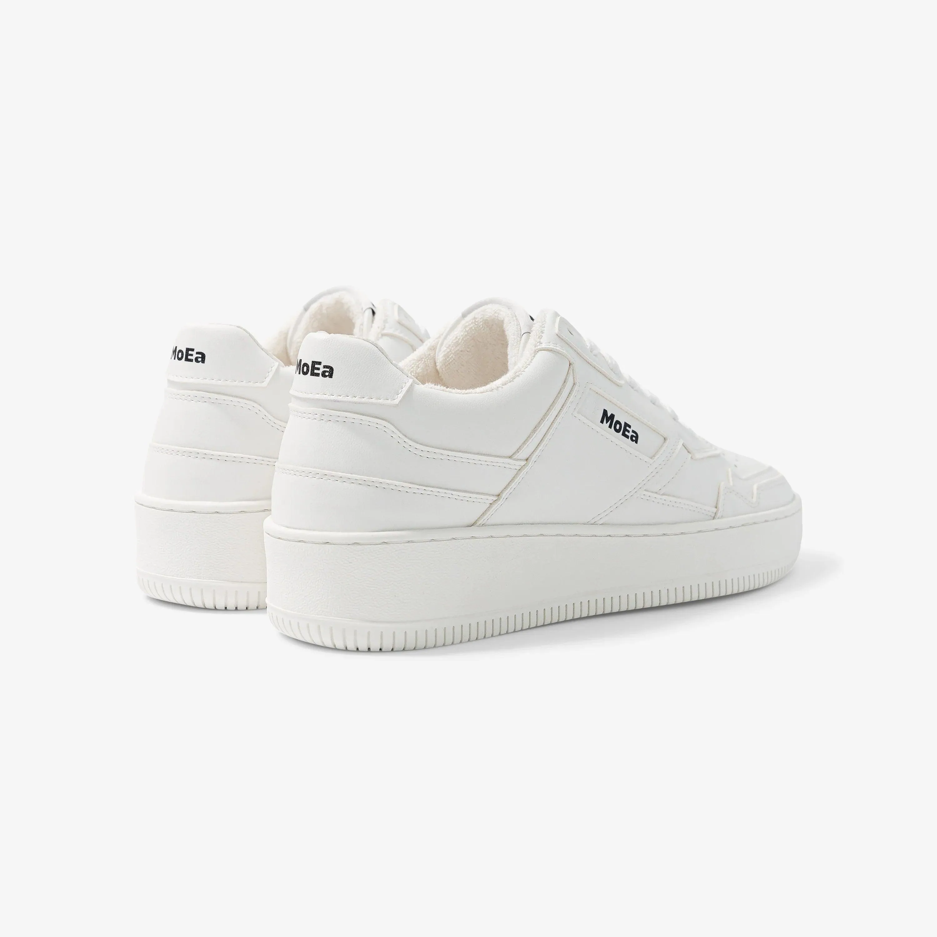 MoEa Gen1 All White sneaker