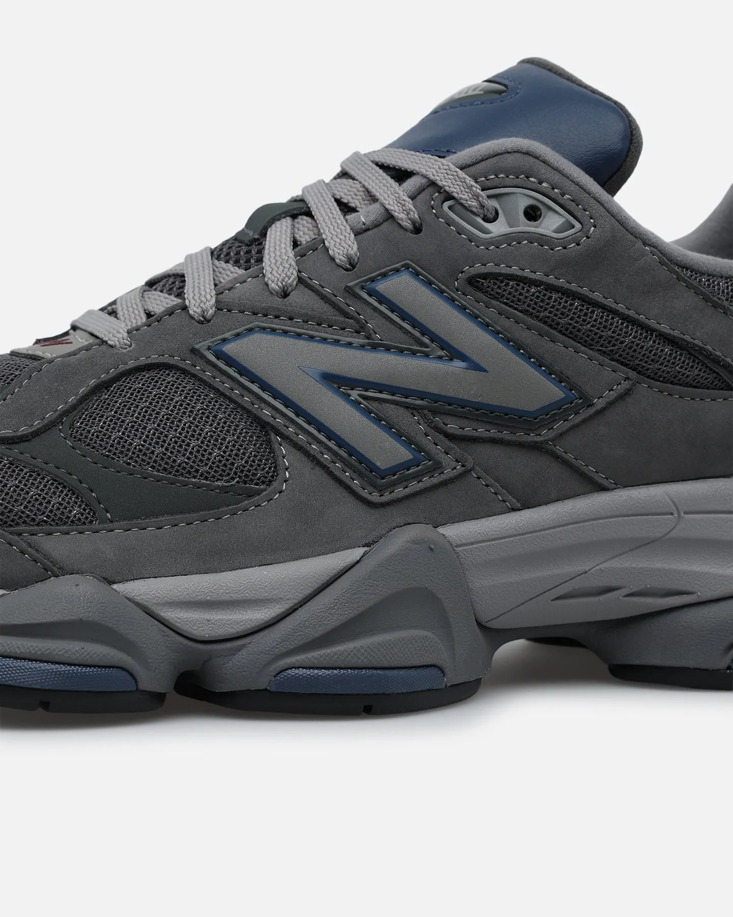 New Balance 9060 Castlerock/Gold