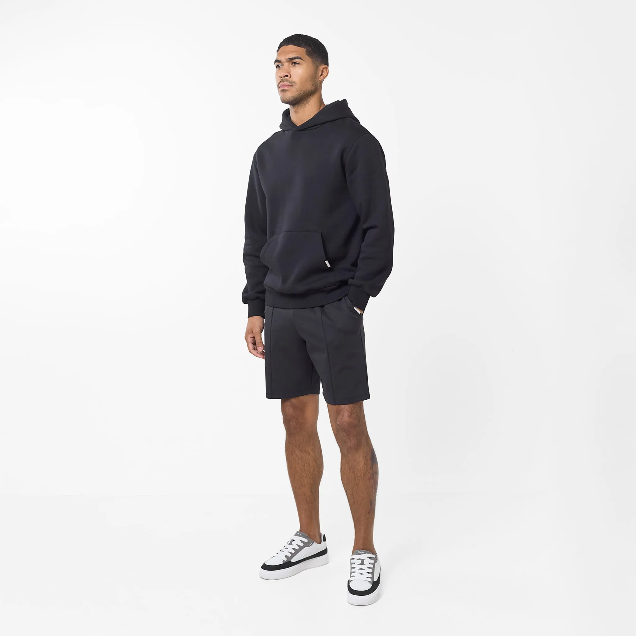 Pleated Core Short | Black