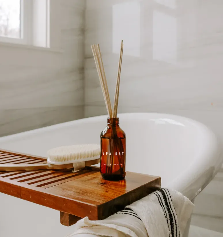 Spa Day Reed Diffuser in Amber