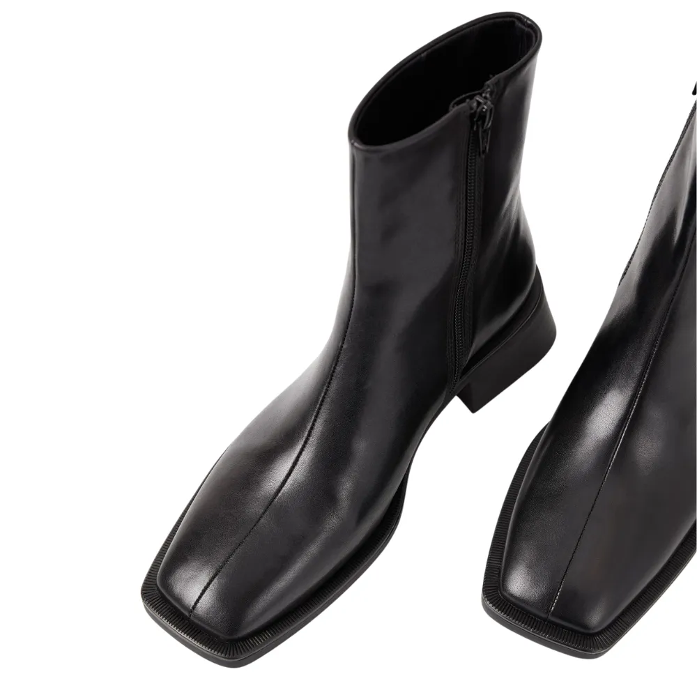 Vagabond Women's Blanca Boots in Black Leather