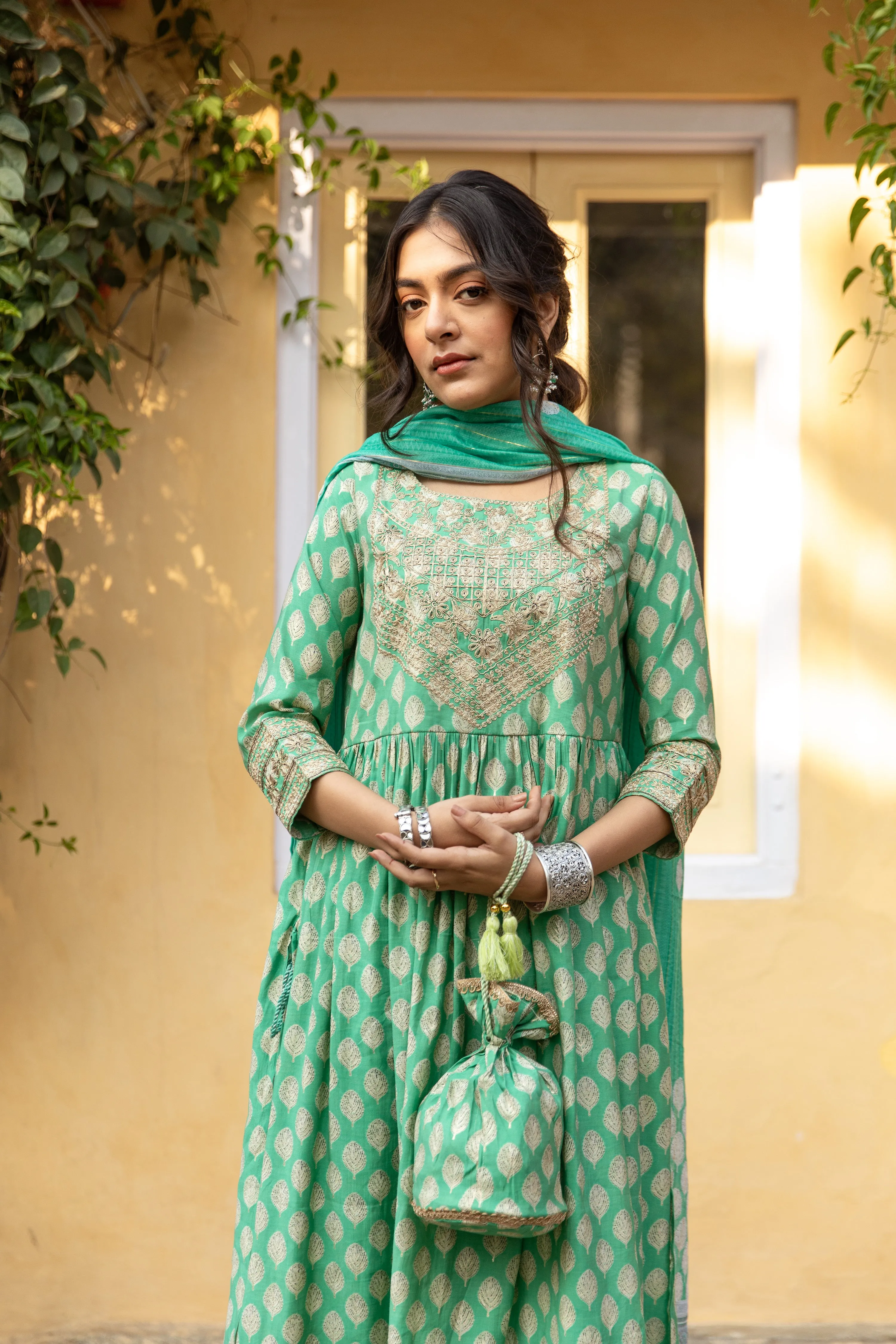 Women Green Muslin Nyara Cut A-Line Kurta Trouser Dupatta & Fancy Potli Set